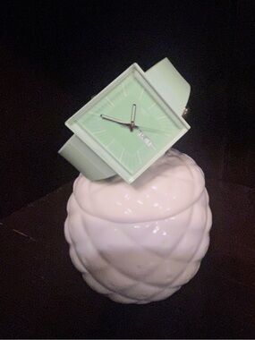 Pastel mint green Swatch! Swatch - what if? Collection